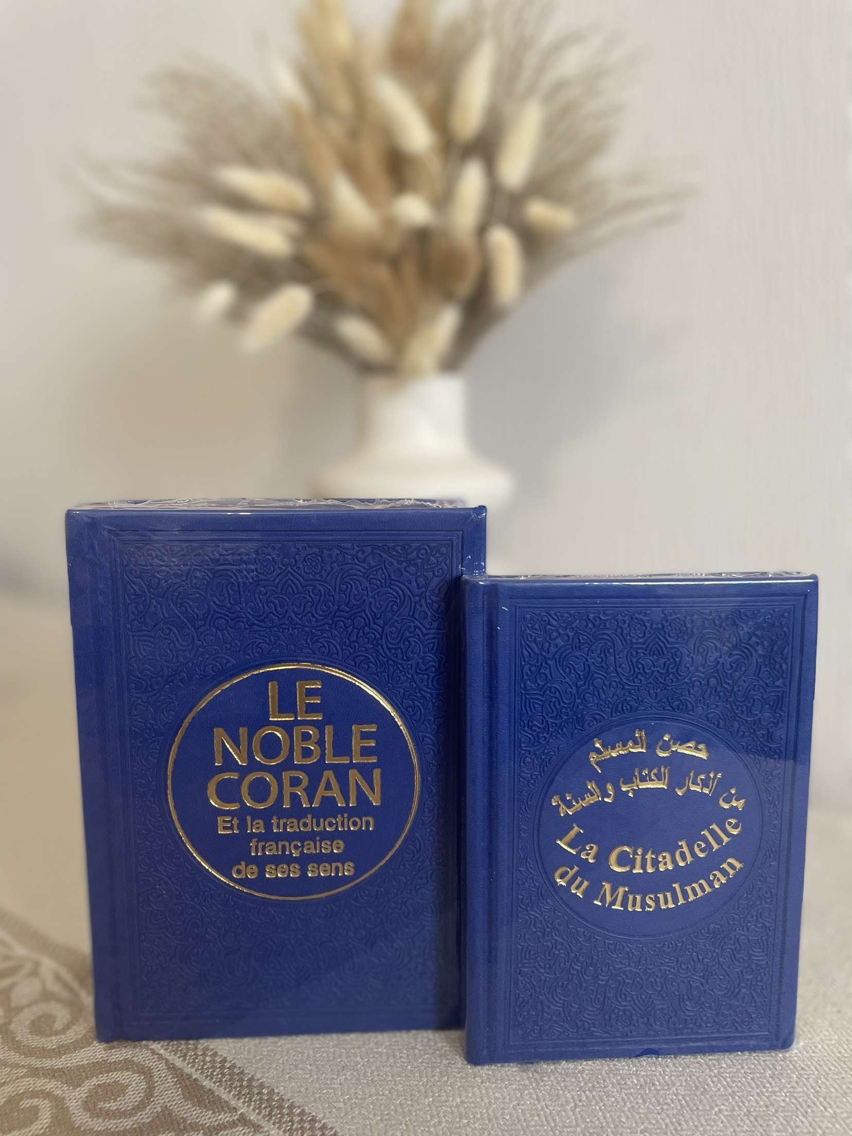 💙 Ensemble Luxe Bleu Royal – Le Noble Coran & La Citadelle du Musulman